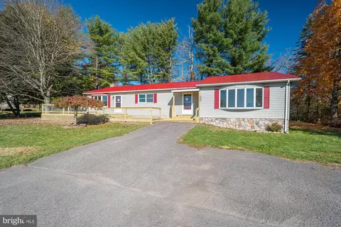403 O St, Oakland, MD 21550