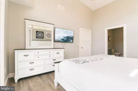Bedroom - 157 Fairgate Rd, Mc Henry, MD 21541 photo 2 of 12