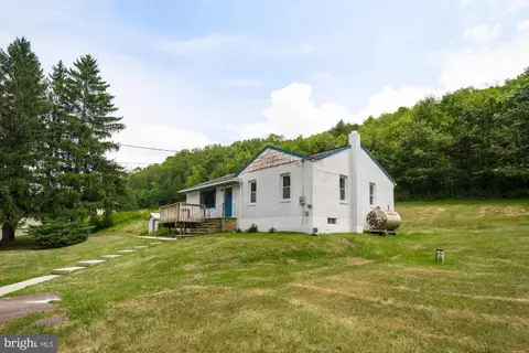 2772 Swanton Rd, Swanton, MD 21561