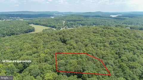 lot Apt 2 Farmview Ln, Oakland, MD 21550