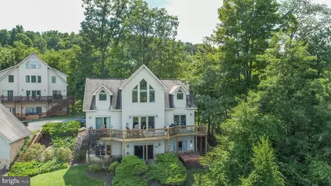 104 Roman Ridge Rd #21, Oakland, MD 21550