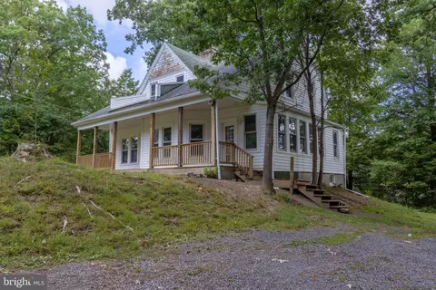513 K St, Oakland, MD 21550