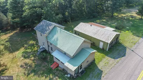 399 Kings Run Rd, Oakland, MD 21550