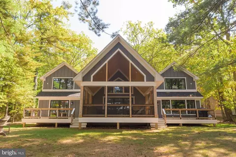 345 N Shore Dr, Swanton, MD 21561