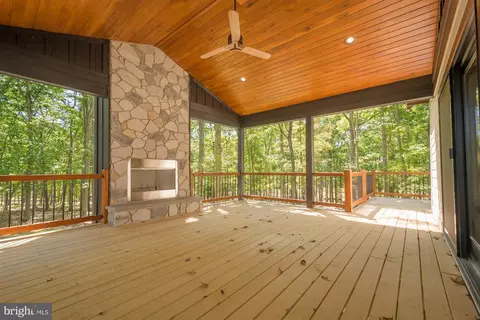 187 Crows Point Rd, Swanton, MD 21561 photo 9