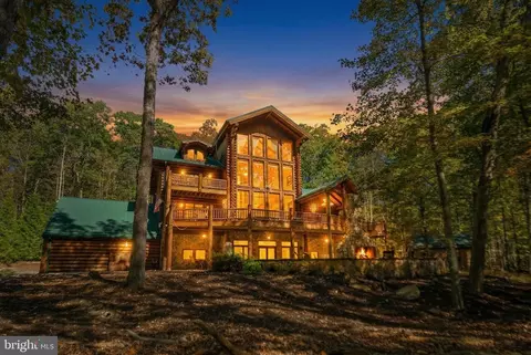 2725 Stockslager Rd, Oakland, MD 21550