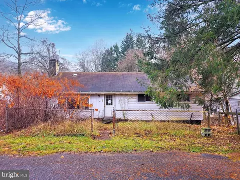 71 Potomac Ave, Bloomington, MD 21523