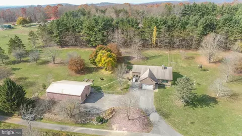 230 Moose Xing, Oakland, MD 21550