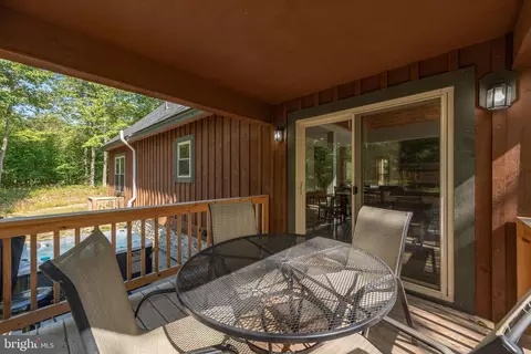 Exterior - 367 Fern Loop Dr, Mc Henry, MD 21541 photo 5 of 8