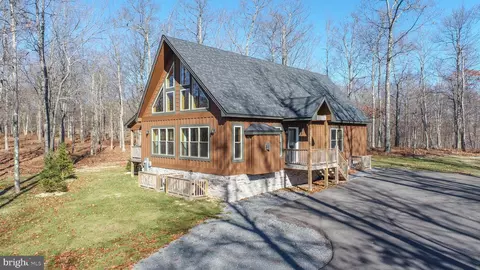 Exterior - 367 Fern Loop Dr, Mc Henry, MD 21541 photo 2 of 8