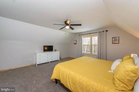 Bedroom - 367 Fern Loop Dr, Mc Henry, MD 21541 photo 11 of 16