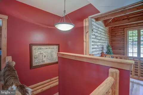 Entry Way - 283 Highline Dr, Mc Henry, MD 21541 photo 13 of 16