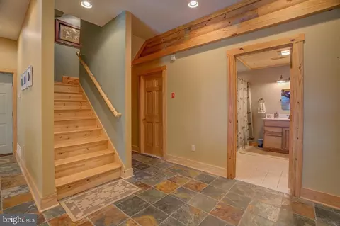Entry Way - 283 Highline Dr, Mc Henry, MD 21541 photo 16 of 16