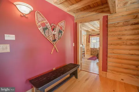 Entry Way - 283 Highline Dr, Mc Henry, MD 21541 photo 12 of 16