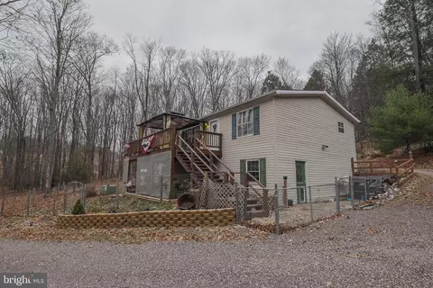 5950 Avilton Lonaconing Rd, Lonaconing, MD 21539