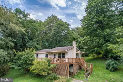 29 Sloan Tract Rd, Oakland, MD 21550
