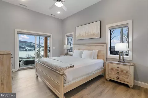 Bedroom - 241 Fairgate Rd, Mc Henry, MD 21541 photo 10 of 12