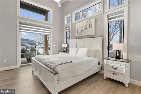 Bedroom - 241 Fairgate Rd, Mc Henry, MD 21541 photo 4 of 12