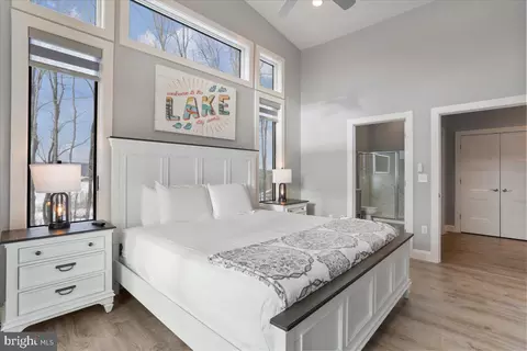 Bedroom - 241 Fairgate Rd, Mc Henry, MD 21541 photo 6 of 12