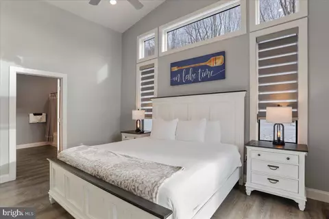 Bedroom - 241 Fairgate Rd, Mc Henry, MD 21541 photo 2 of 12