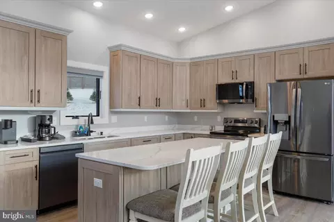 Kitchen - 241 Fairgate Rd, Mc Henry, MD 21541 photo 2 of 6