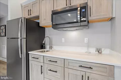 Kitchen - 241 Fairgate Rd, Mc Henry, MD 21541 photo 6 of 6