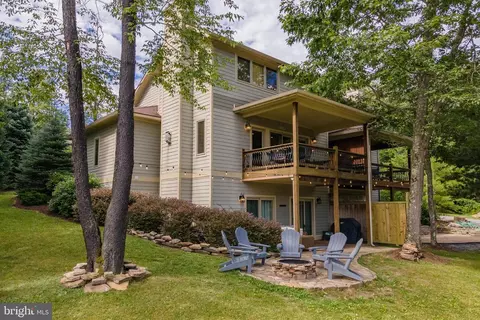 247 Winding Trail Ln #6B, Oakland, MD 21550