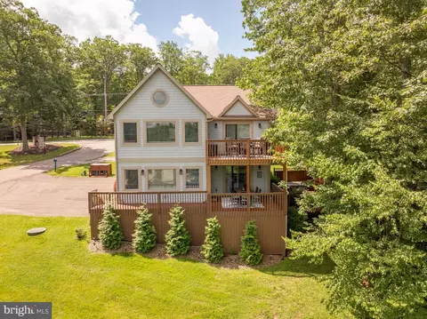 25 Silver Tree Ln, Oakland, MD 21550