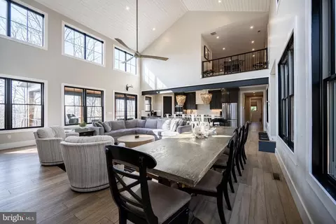 Dining - 415 Mountaintop Rd, Mc Henry, MD 21541 photo 2 of 3