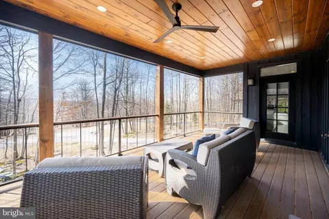 Exterior - 415 Mountaintop Rd, Mc Henry, MD 21541 photo 3 of 20