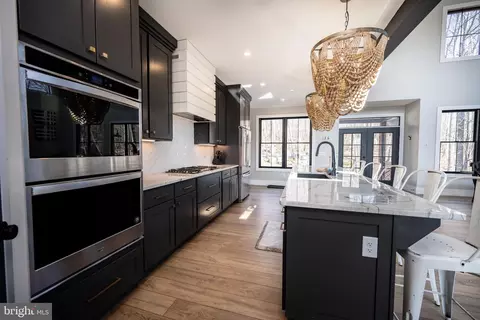 Kitchen - 415 Mountaintop Rd, Mc Henry, MD 21541 photo 4 of 6