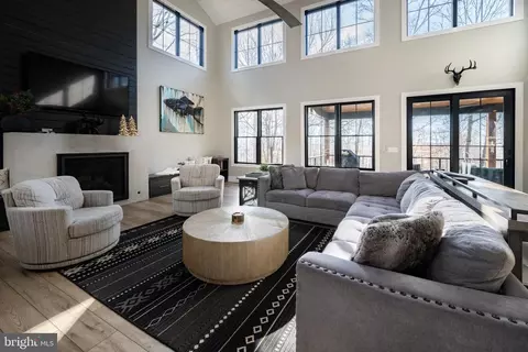 Living - 415 Mountaintop Rd, Mc Henry, MD 21541 photo 5 of 6