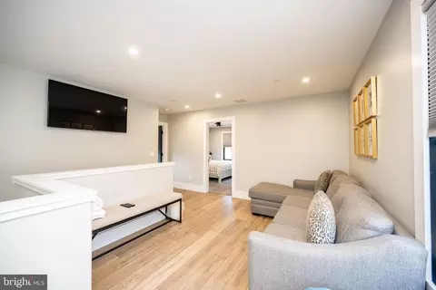 Entry Way - 415 Mountaintop Rd, Mc Henry, MD 21541 photo 10 of 20