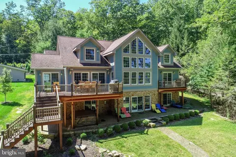 56 Bee Tree Ln, Oakland, MD 21550