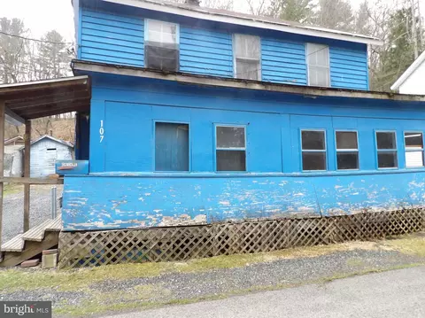 107 E Mason St, Oakland, MD 21550 photo 2