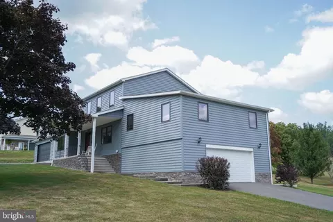 Exterior - 208 Drane Dr, Accident, MD 21520 photo 6 of 10