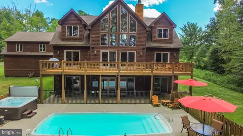 244 Moonrise Dr, Swanton, MD 21561