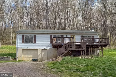 267 Old Morgantown Rd E, Friendsville, MD 21531