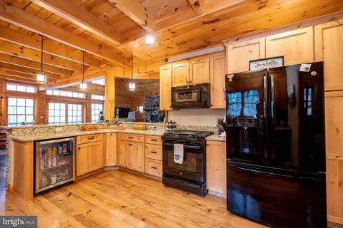 Kitchen - 360 Biltmore Vw, Mc Henry, MD 21541 photo 2 of 4