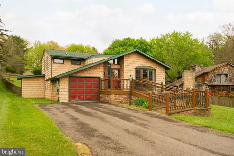 163 Mitchell Dr, Oakland, MD 21550