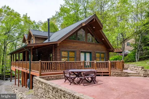 201 Deer Run Ln, Swanton, MD 21561