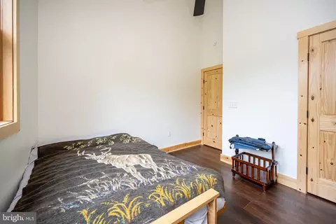 Bedroom - 120 Daisy Dr, Mc Henry, MD 21541 photo 4 of 7