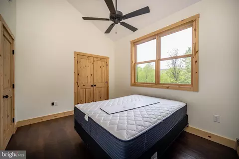 Bedroom - 120 Daisy Dr, Mc Henry, MD 21541 photo 7 of 7