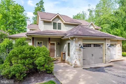 285 Winding Trail Ln #10A, Oakland, MD 21550