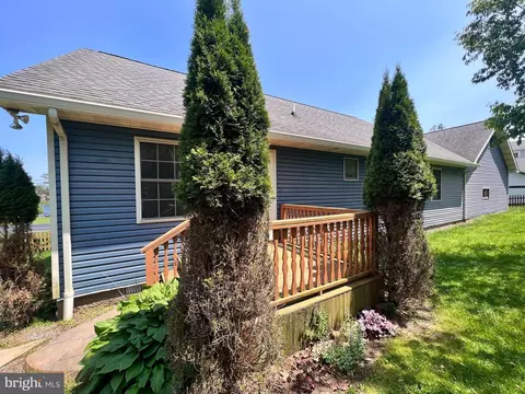 Exterior - 520 Marsh Hill Rd, Mc Henry, MD 21541 photo 1 of 6