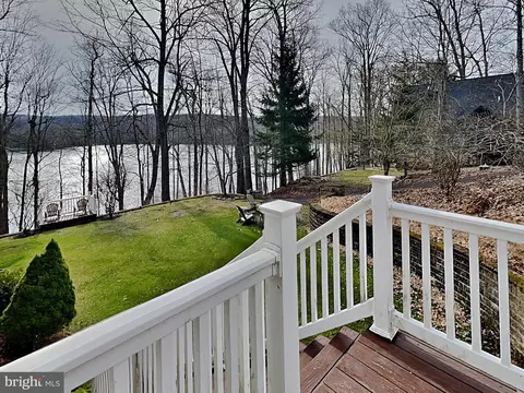 Exterior - 3067 Shingle Camp Rd, Mc Henry, MD 21541 photo 6 of 20