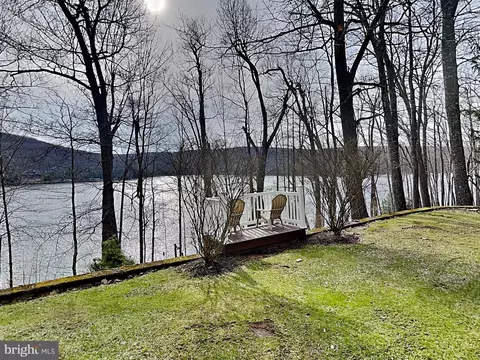 Exterior - 3067 Shingle Camp Rd, Mc Henry, MD 21541 photo 8 of 20