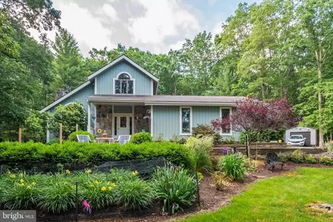 186 Thornberry Rd, Oakland, MD 21550