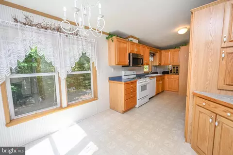 Entry Way - 332 High Point Dr, Swanton, MD 21561 photo 2 of 2