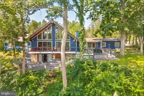82 Landmark Dr #4, Mc Henry, MD 21541